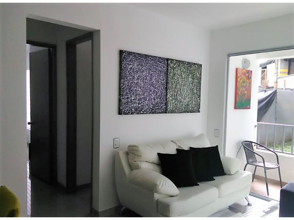 Aparta estudio en venta en el Norte 2000-664