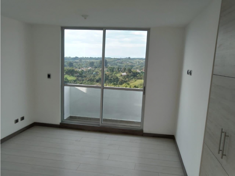 APARTAMENTO DE 3 HABITACIONES EN EL NORTE DE ARMENIA 41-160 — foto 4