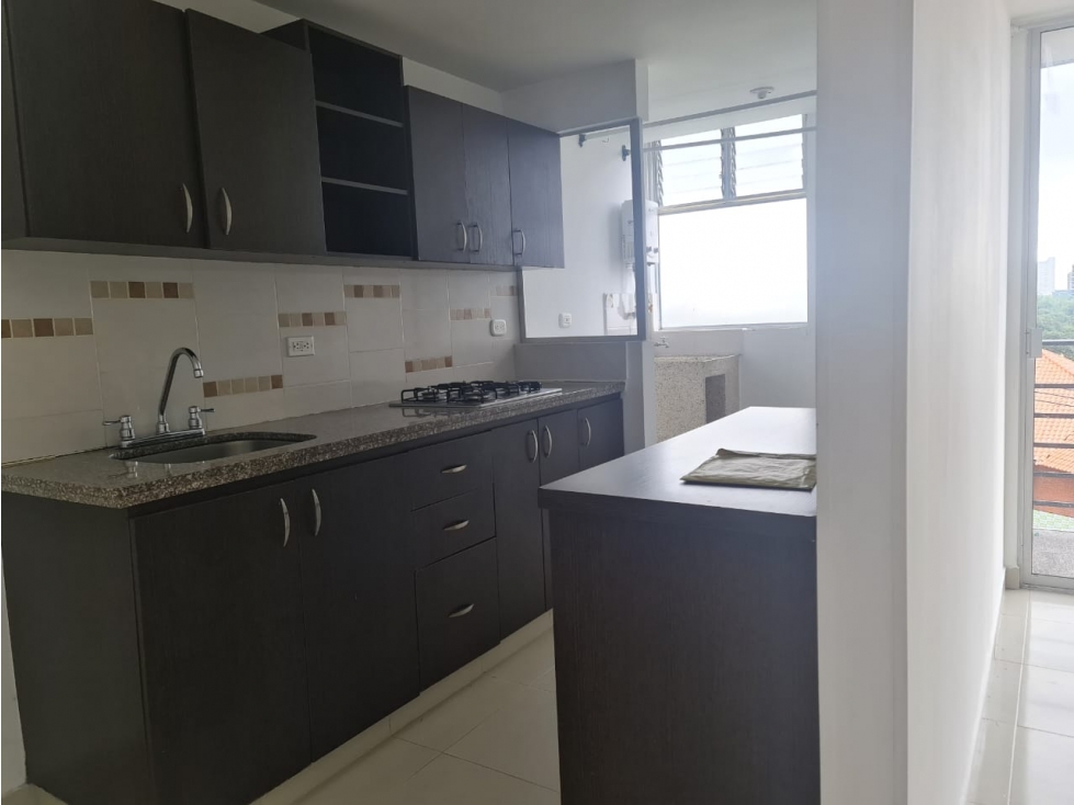 APARTAMENTO DE 3 HABITACIONES EN EL NORTE DE ARMENIA 41-182 — foto 3