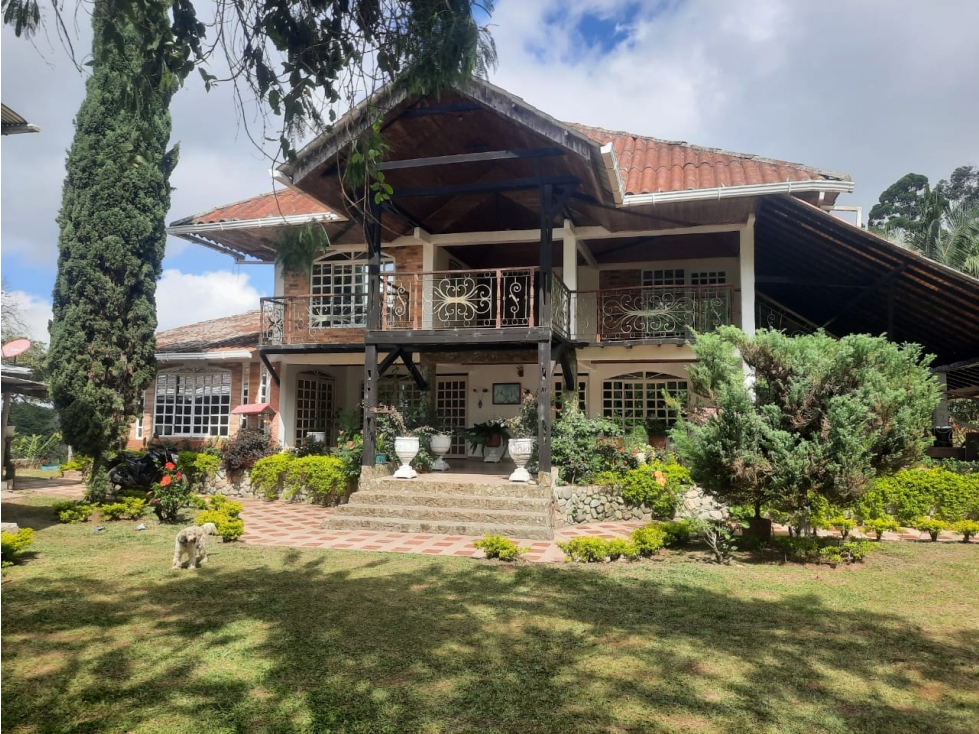 Casa Campestre / Finca en venta en Circasia Quindío