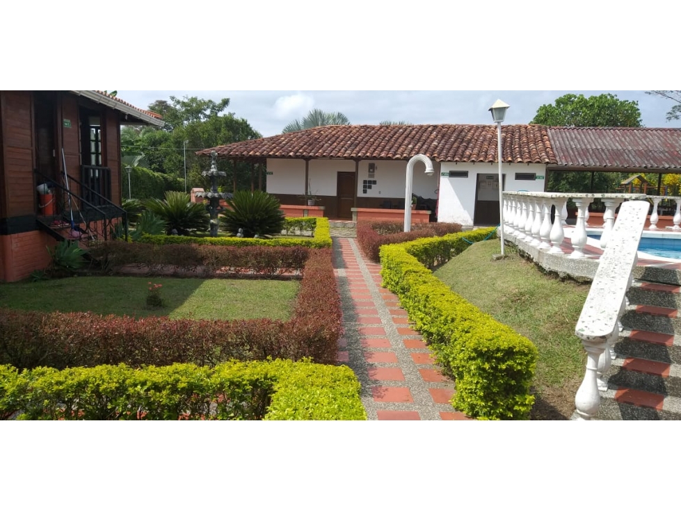 FINCA HOTEL EN VENTA PUEBLO TAPAO - 2