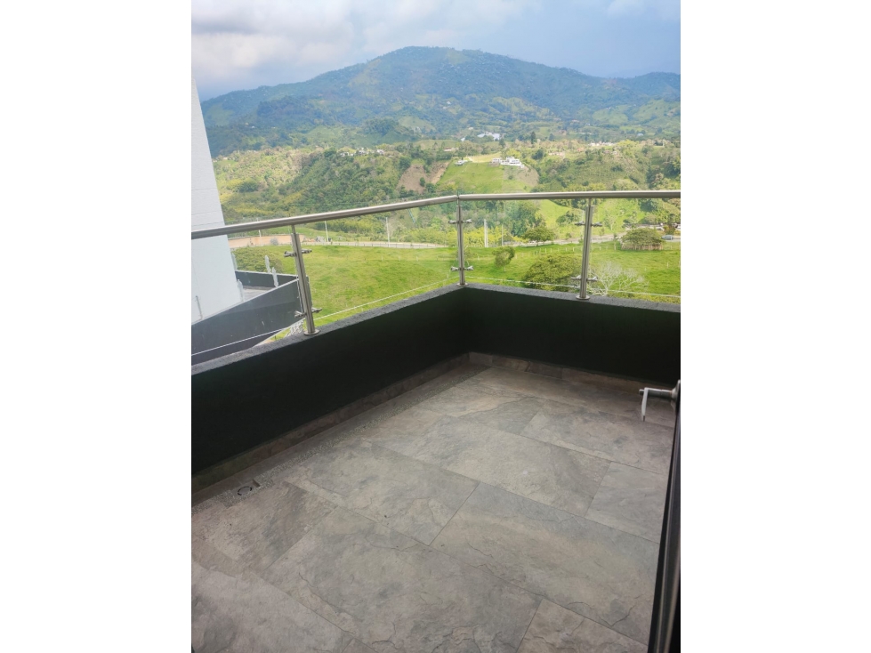 Apartamento de 3 habitaciones en renta avenida centenario — foto 3