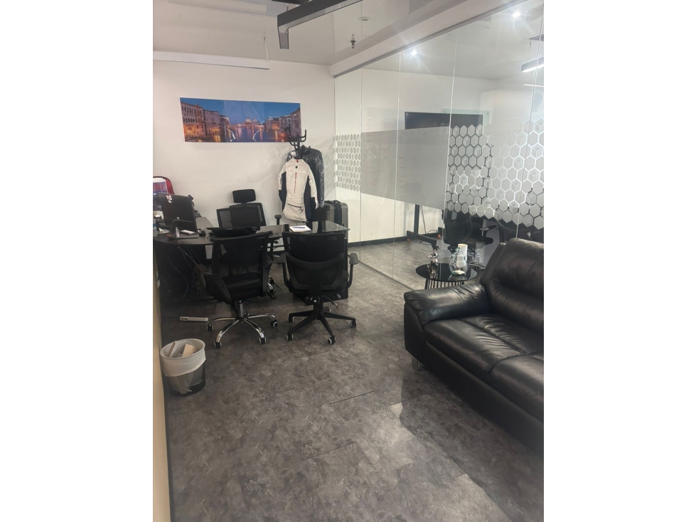 Arriendo Oficina Chico