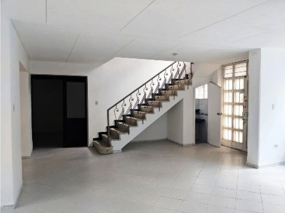 Arriendo Casa Oficina La Castellana Localidad Barrios Unidos — foto 2