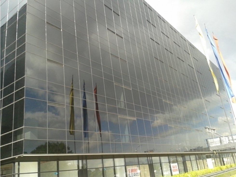 Oficinas Capita Tower