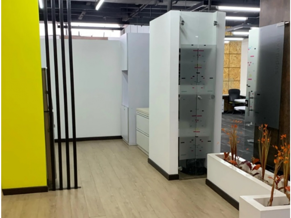 OFICINA EN ARRIENDO / VENTA BOGOTA AMOBLADA autopista calle 100 — foto 4