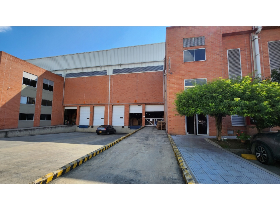 Bodega Parque Industrial valle del Pacífico Yumbo — foto 3