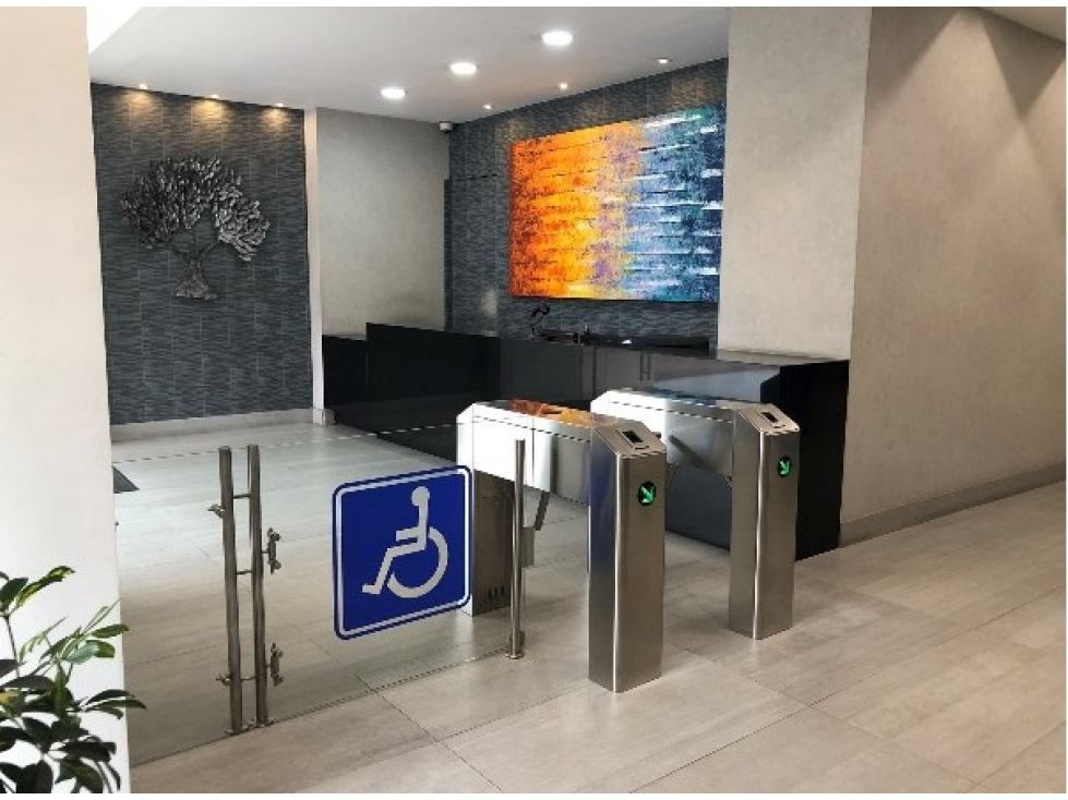 Oficina Piso 7 en Edificio Barrio Navarra — foto 3