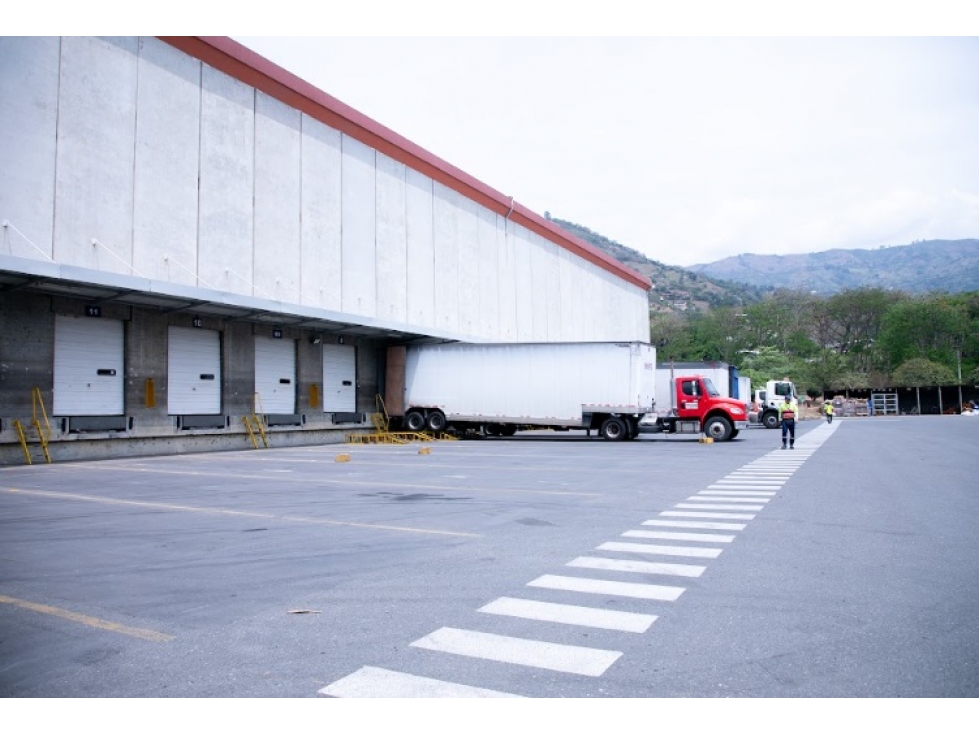 BODEGA EN ARRIENDO EN GIRARDOTA ANTIOQUIA - 1