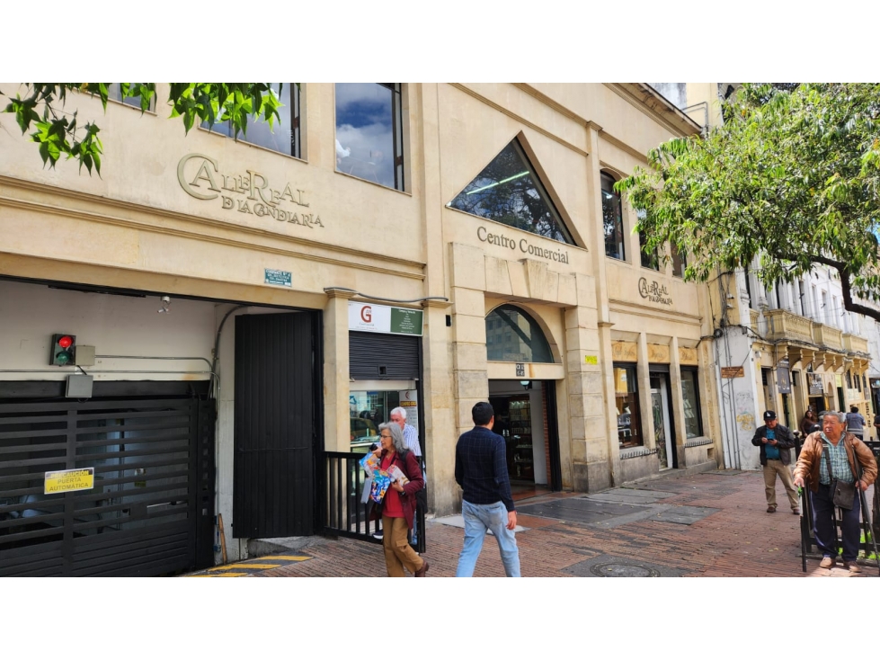 LOCAL LA CANDELARIA