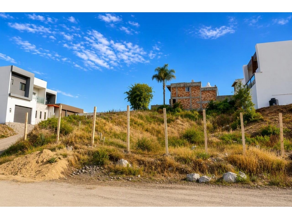 Amplio Terreno en Venta en Fracc. Las Palmas III