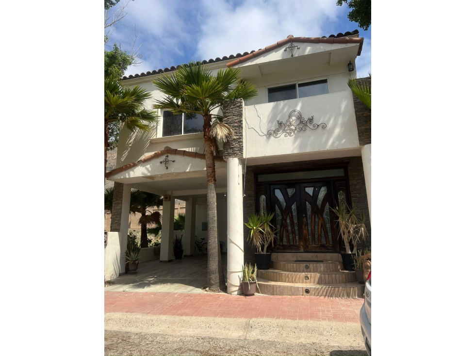 CASA EN VENTA EN BAJA COUNTRY CLUB