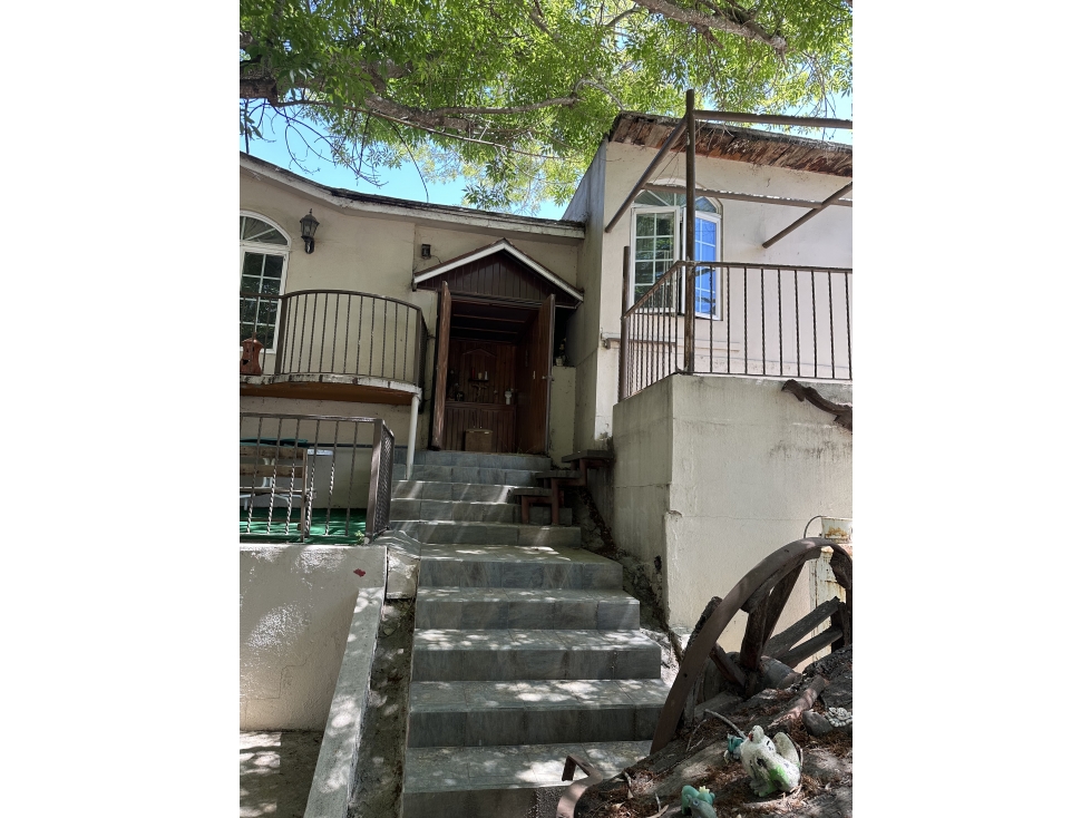 Asombrosa Propiedad en Venta en Cuatro Milpas, Ensenada