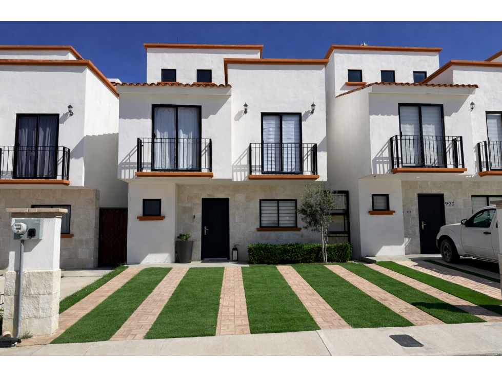 Preciosa Casa Amueblada en Renta en Viñedos del Mar