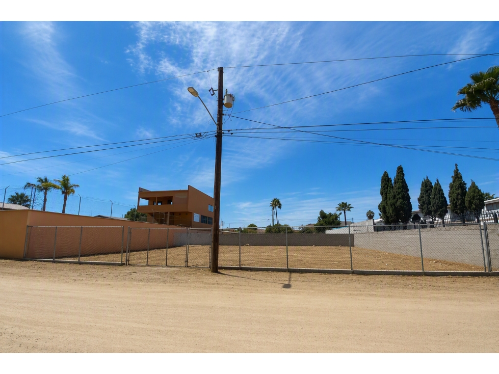 Venta de Terrenos cerca a Estero Beach, Ensenada