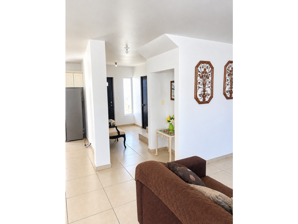 Bonita Casa Amueblada en Renta en Priv. Puerta del Mar — foto 2