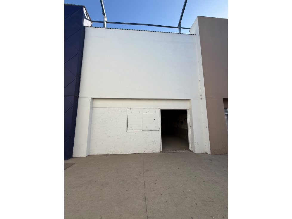 Locales en Renta en Plaza Palmeras en Ensenada local 64 m2 - 5