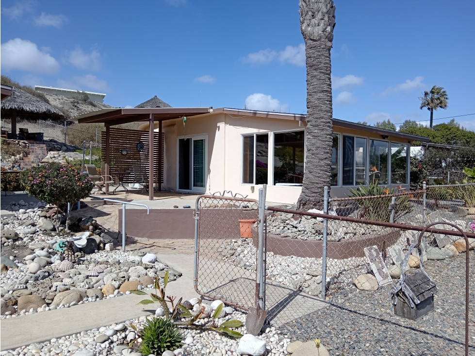 Casa en VENTA en Playa El Socorro en San Quintin - 4