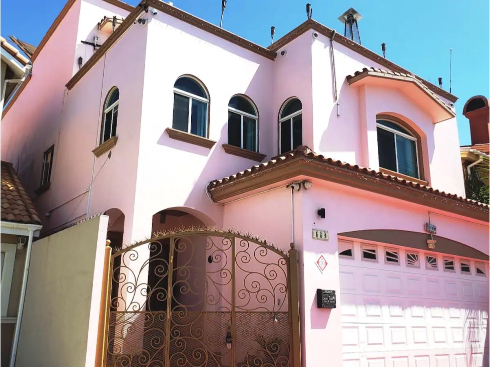 Se Vende Casa en Loma Dorada Secc. Las Brisas