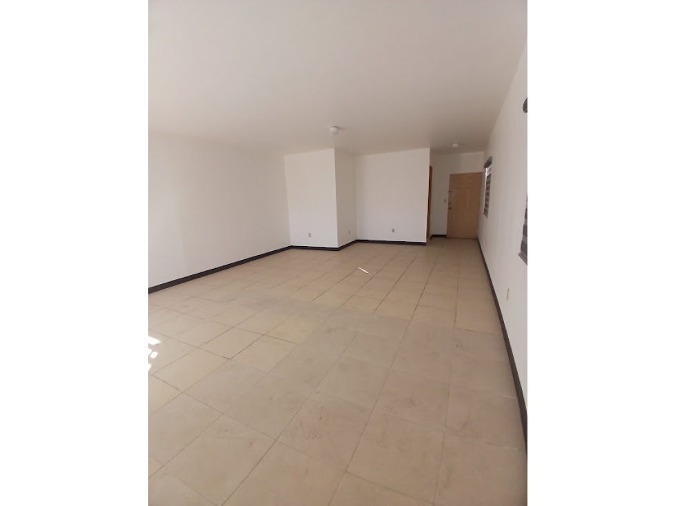 Local Comercial en renta en el Centro de Ensenada - 2