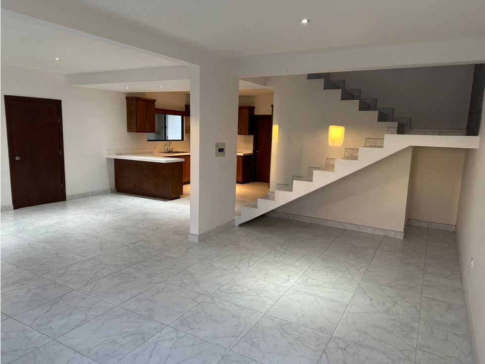 Moderna Casa en Venta en Playas de Chapultepec - 3