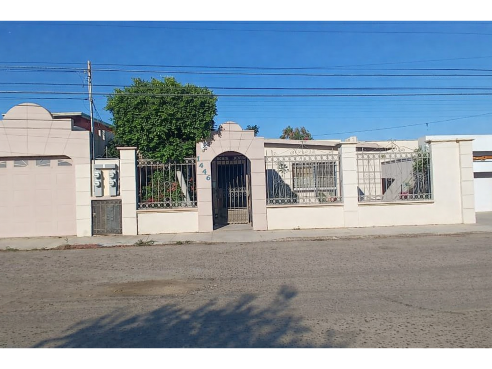 Amplia Casa en Venta en Fracc. Mexico