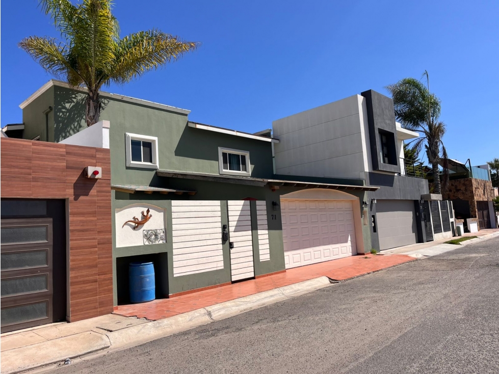 Se renta casa de 2 pisos amueblada en Rincon del Mar - 3