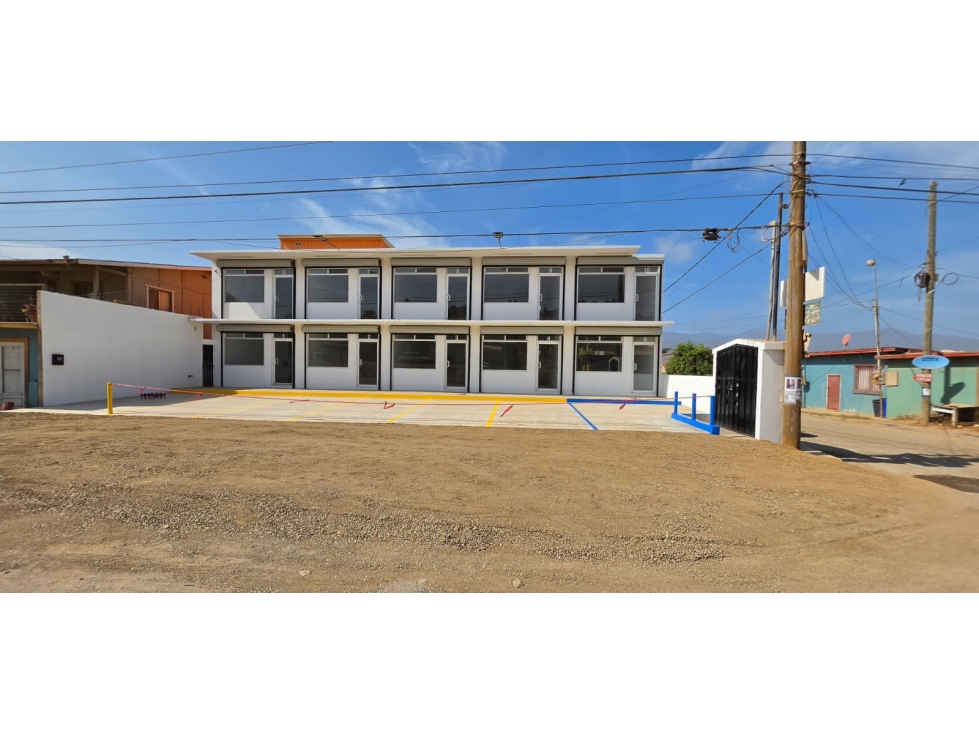 Local Comercial en Renta Maneadero Planta Baja - Plaza Alemur — foto 2