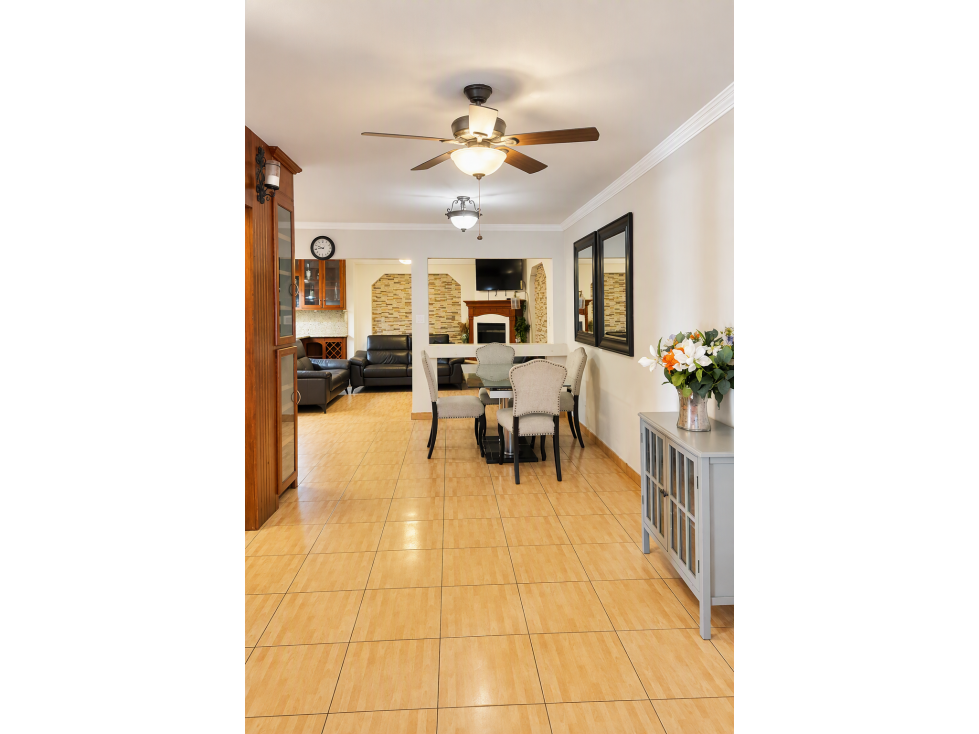 BONITA CASA EN RENTA AMUEBLADA SAN BORJA RESIDENCIAL — foto 3