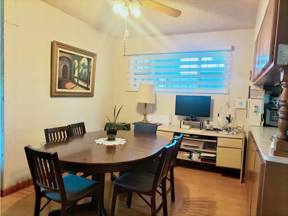 Casa en Venta en Col. Hidalgo con Local Adjunto — foto 4