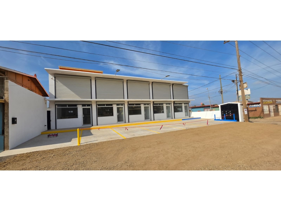 Local Comercial en Renta Maneadero Planta Baja - Plaza Alemur — foto 3