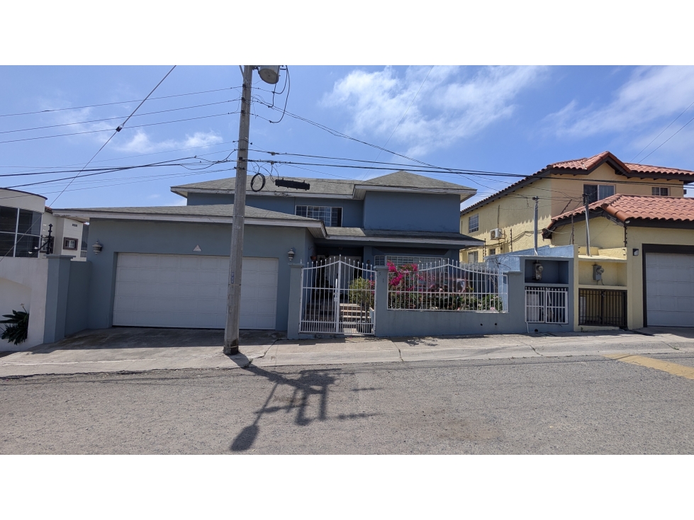 Bonita Casa en Venta en Lomas de San Marino