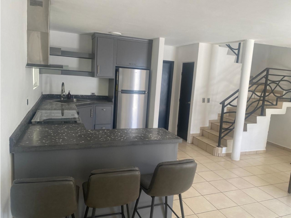 Bonita Casa en Renta en Villas del Prado — foto 5
