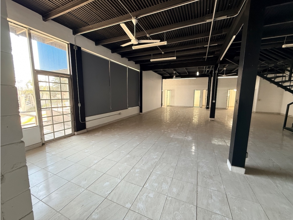 Local Comercial Planta Baja en Renta en Col. Azteca - 6