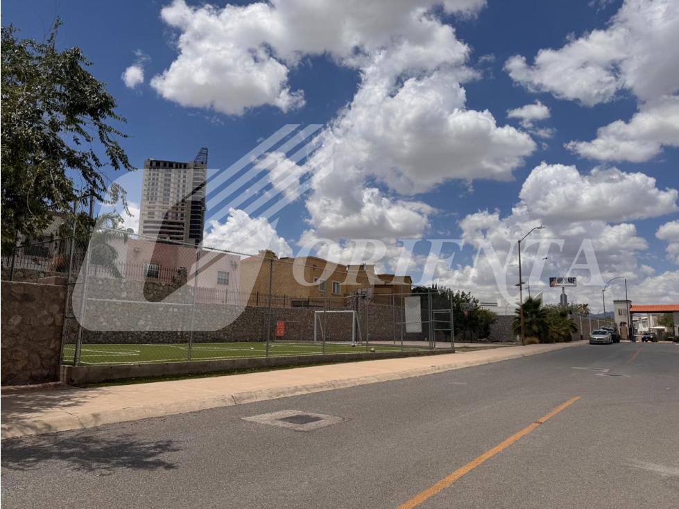 CASA EN VENTA EN FRACC. LAS LUNAS, ATRAS DEL CONSULADO — foto 3