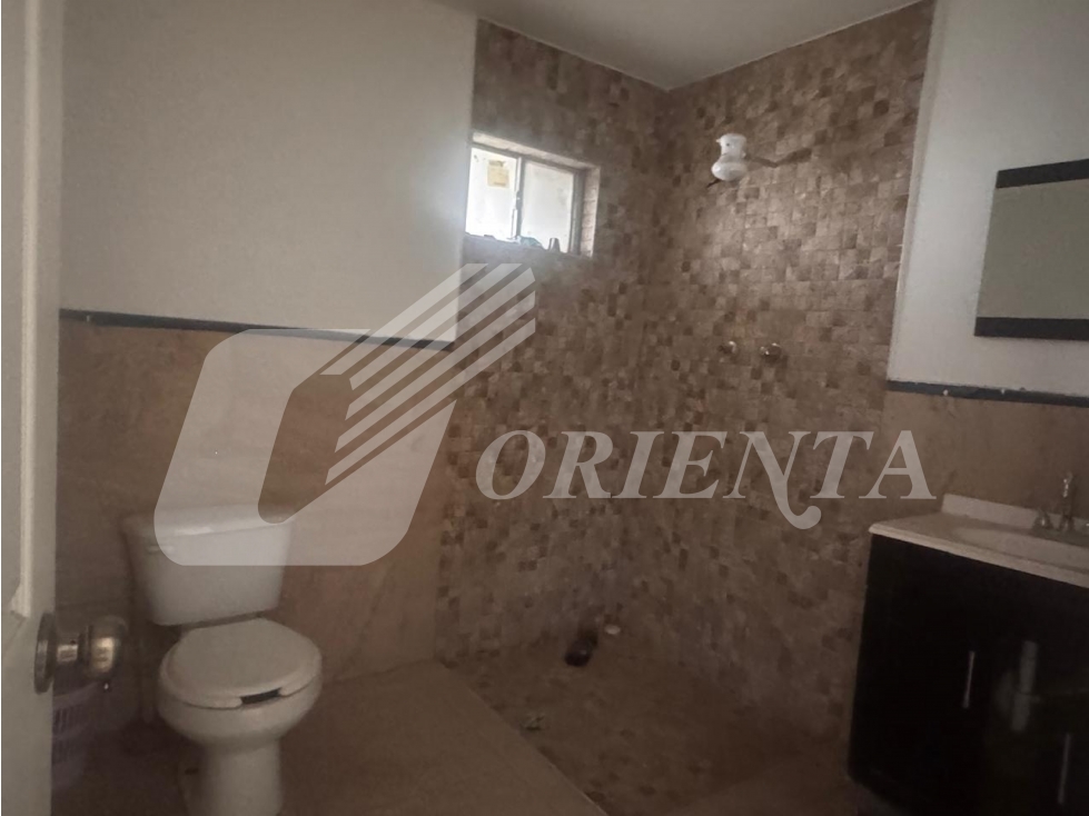 VENTA DE CASA EN COL. MELCHOR OCAMPO,CD. JUAREZ, CHIH. — foto 2