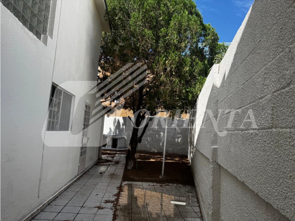 CASA EN VENTA EN FRACC. LAS MISIONES, CD. JUAREZ, CHIH. - 3