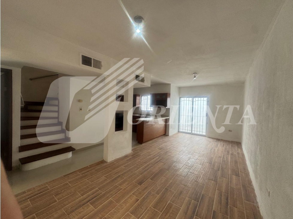 CASA EN RENTA EN JARDINES RESIDENCIAL, CD. JUAREZ, CHIH. — foto 2
