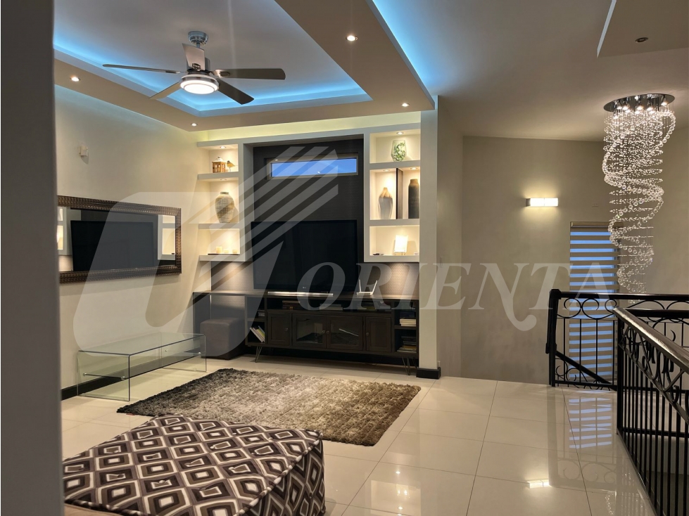 CASA EN VENTA EN PORTALES DE ABADIA, CD. JUAREZ, CHIH. — foto 4