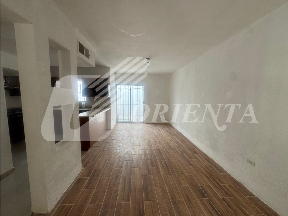 CASA EN RENTA EN JARDINES RESIDENCIAL, CD. JUAREZ, CHIH. — foto 3