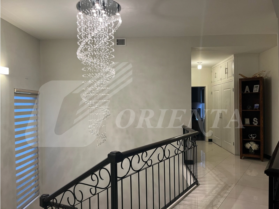 CASA EN VENTA EN PORTALES DE ABADIA, CD. JUAREZ, CHIH. — foto 5