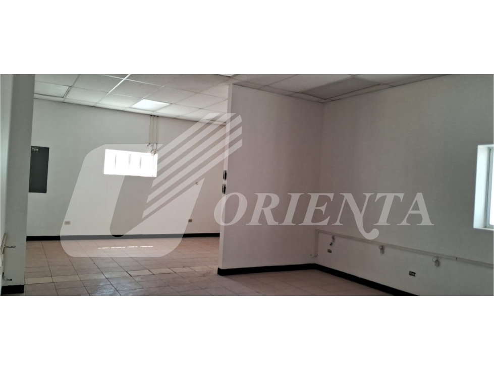 OFICINA EN RENTA, C. AGUIRRE LAREDO 6715-D, CD. JUAREZ, CHIH - 6