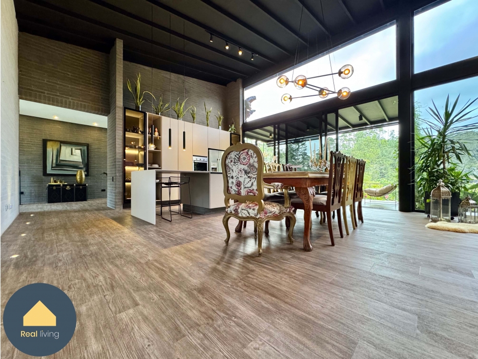Venta casa en parcelación en El Retiro - Antioquia