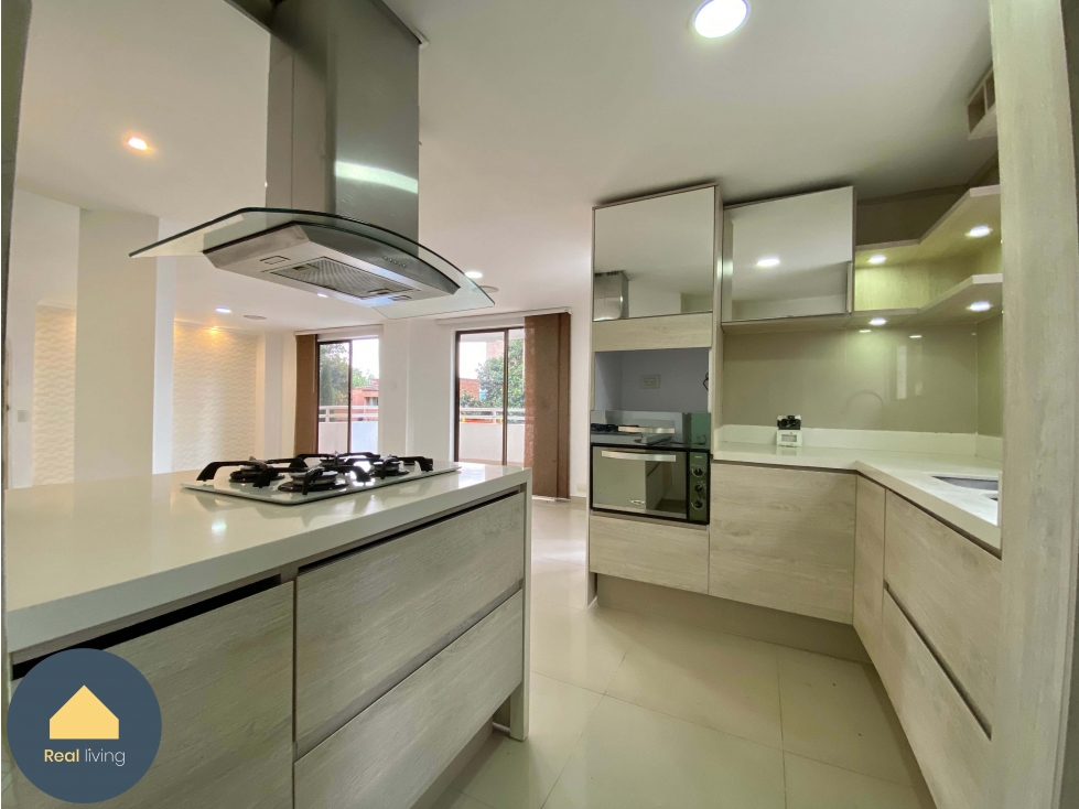 Venta apartamento en sector Las Lomas - El Poblado, Medellin