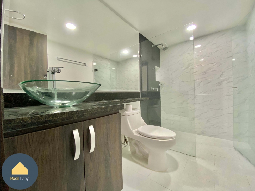 Venta apartamento en El Poblado, sector La Visitación, Medellin — foto 5