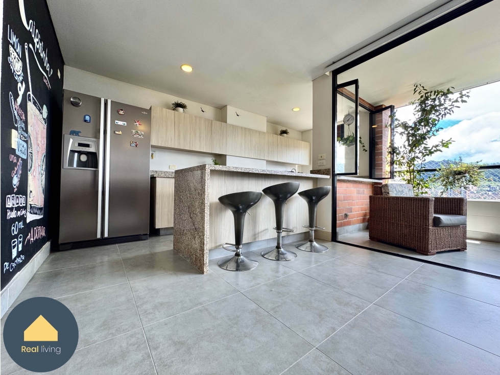 Venta apartamento en Loma del Esmeraldal - Envigado