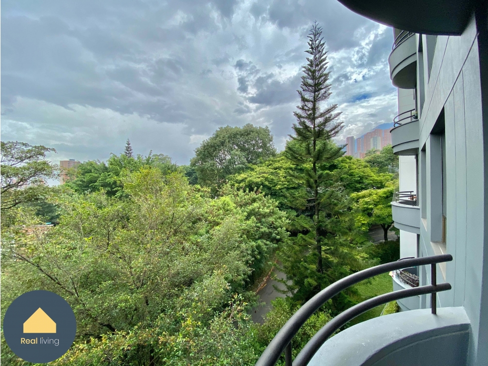 Venta apartamento en El Poblado, sector La Visitación, Medellin — foto 2