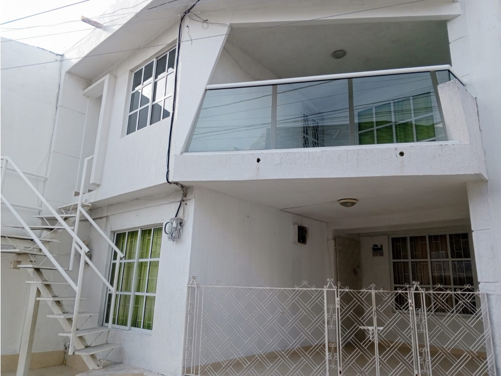 EN VENTA CASA CON DOS APARTAMENTOS EN CARTAGENA DE INDIAS — foto 2