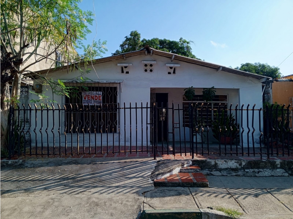 Venta de Casa + 2 Apartamentos Independientes - Blas de Lezo