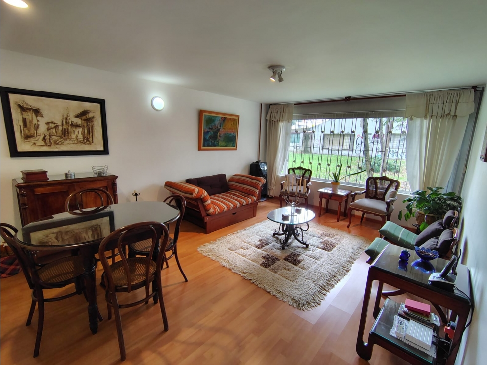 AMPLIO APARTAMENTO RENTANDO SECTOR POLO CLUB